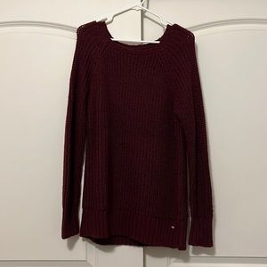 Large American Eagle Maroon Jegging Sweater